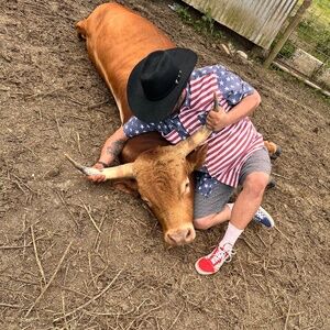 Meet your Posher, Leobardo